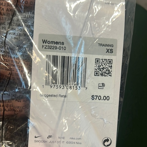 Nike Black Full-Length Leggings with Mottled Pattern - Picture 2 of 3